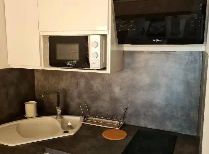 Magnifique A Deux Pas De La Parking * Sète